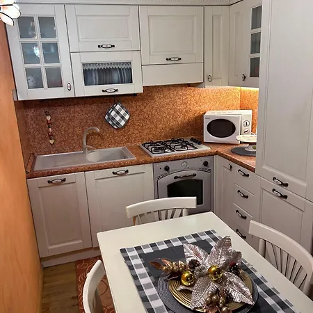 Bernina House 아파트 *